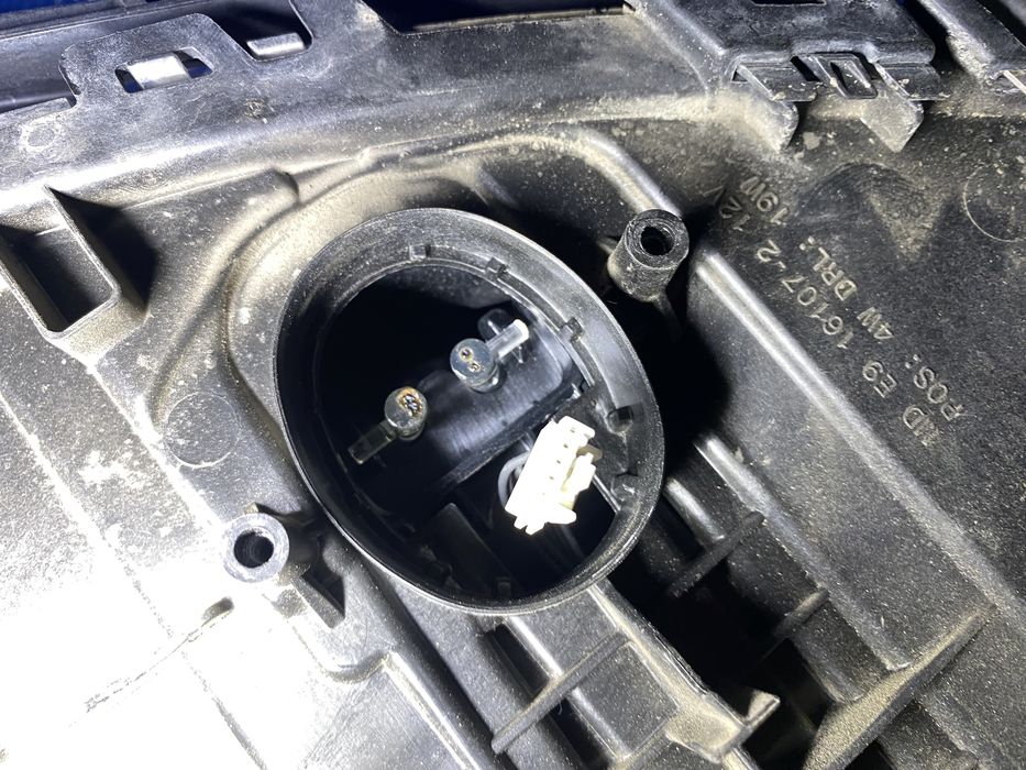 Far BMW Seria 5 G30 G31 2017 - 2021 far Stanga led
