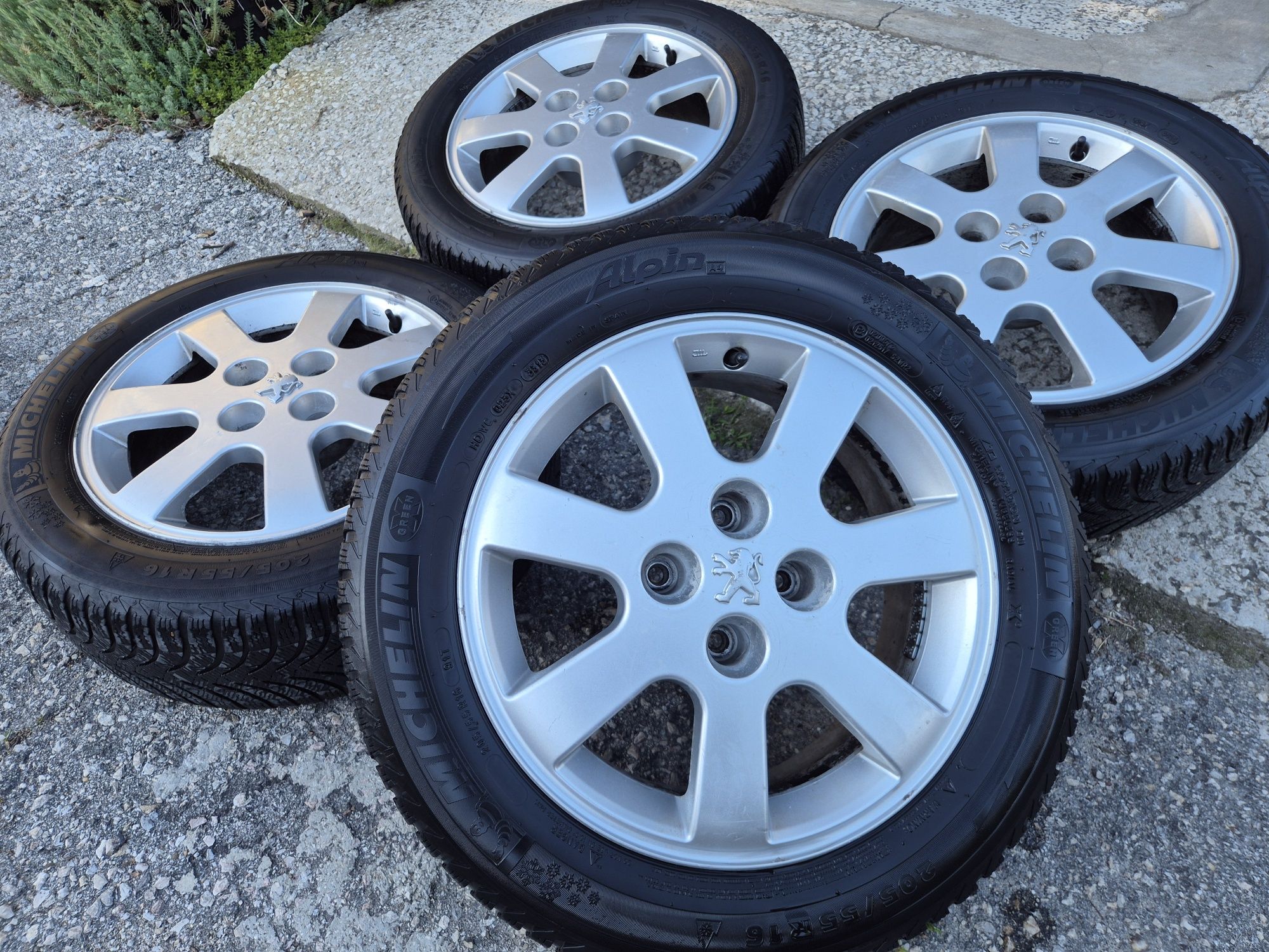 4х108/16 с гуми Пежо Ситроен 4x108/16 Peugeot Citroen