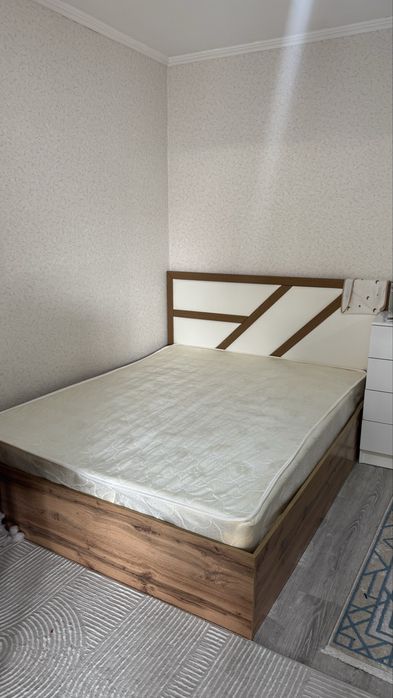 Матрац 2х1.6 метр