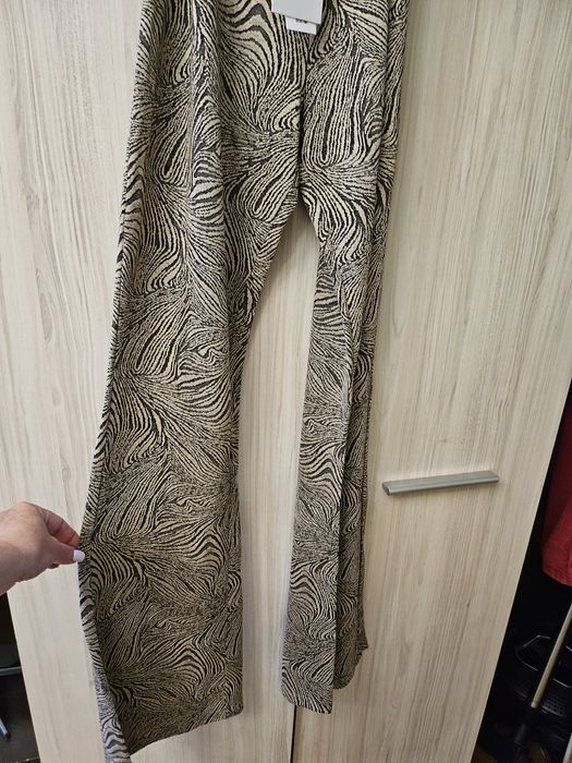 Zara костюм от жакард