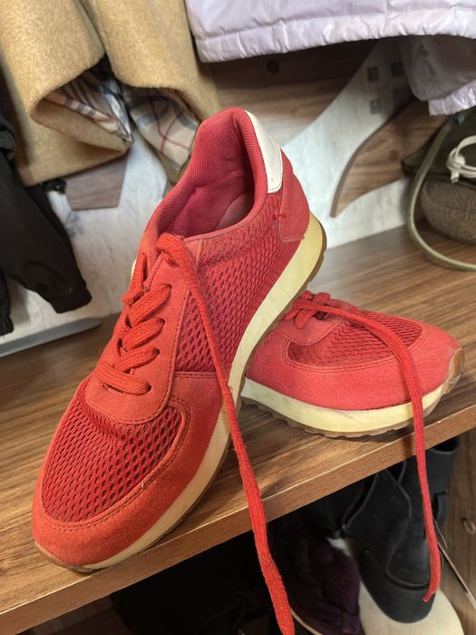 Кроссовки waikiki 38 рр