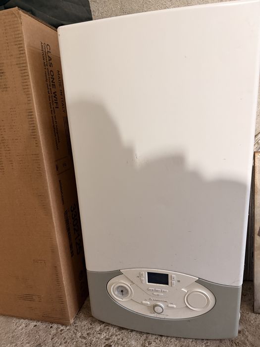 Dezmembrez centrala ariston clas evo 30