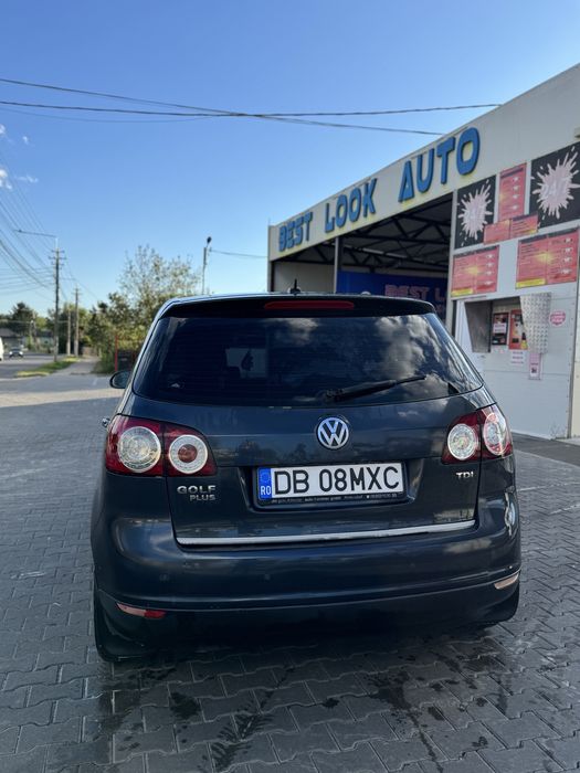 De vanzare Golf 5 plus