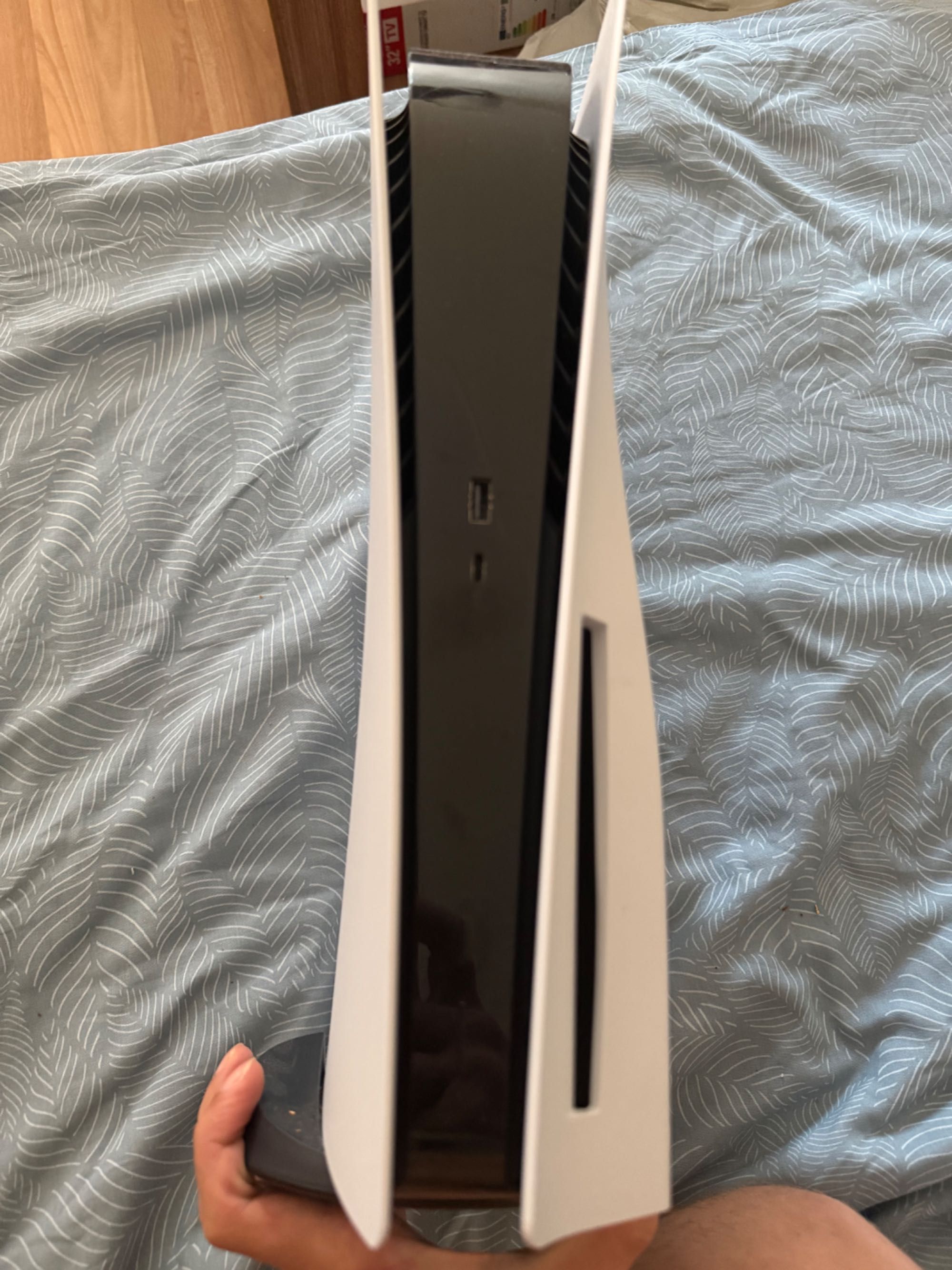 PlayStation 5 като нов