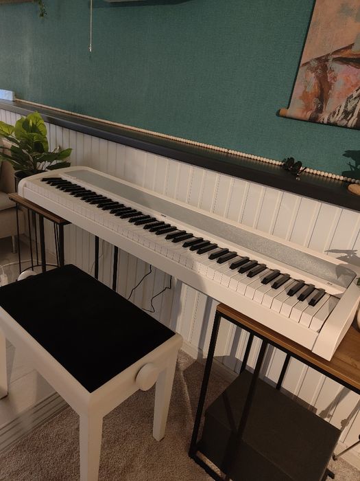 Pian digital Korg b2-  nou cu factura și garanție