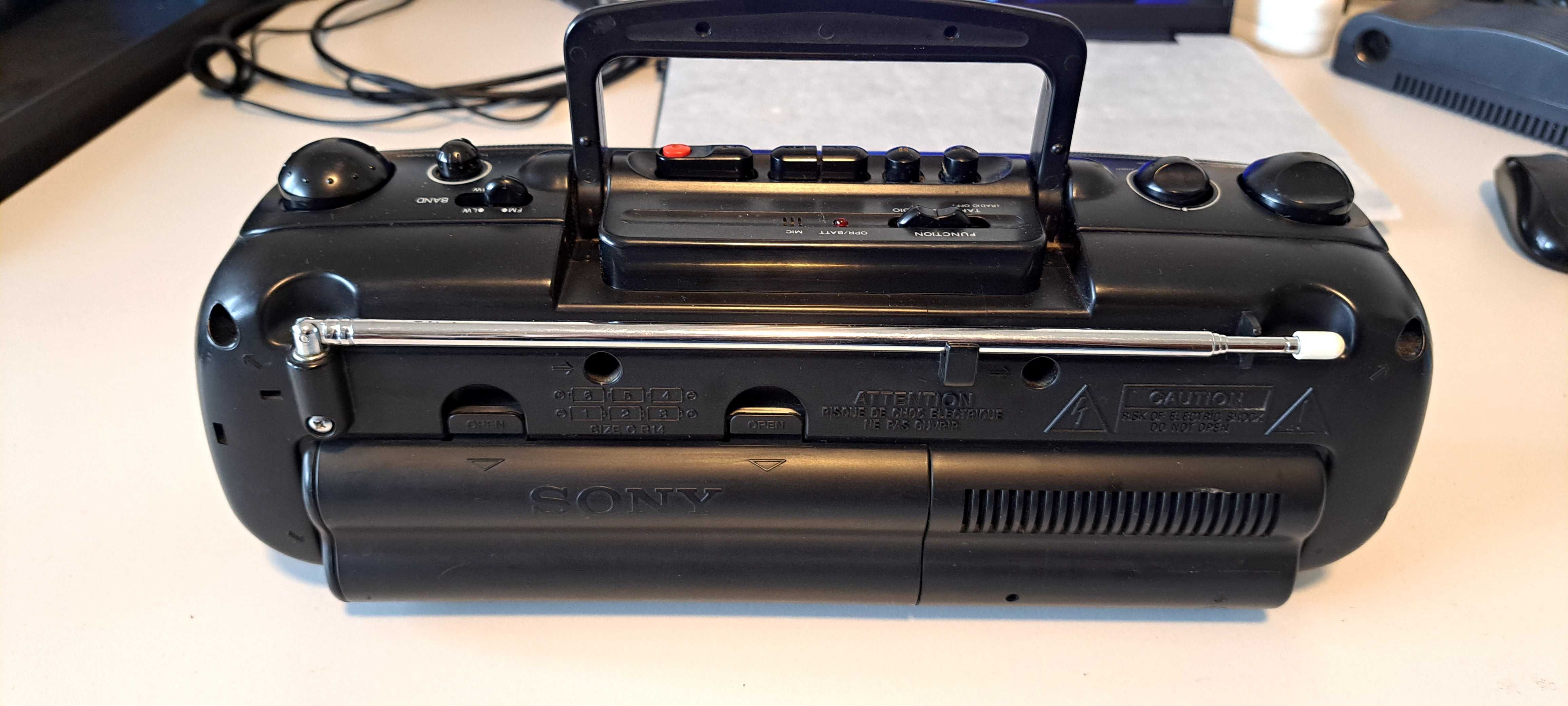 Sony CFS E10L radio casetofon