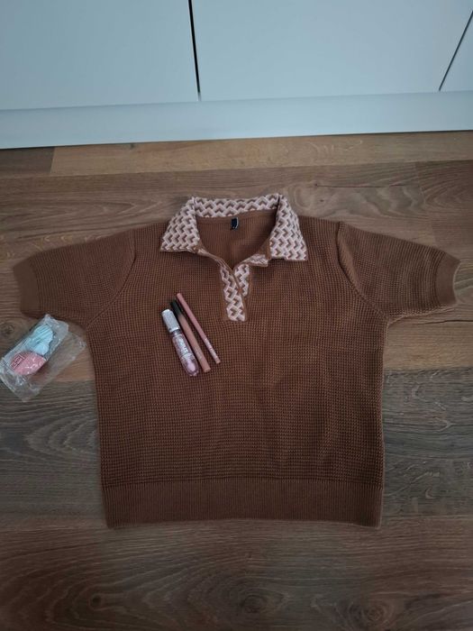 Tricou tricot mărimea S ,ruj+ creion ,gloss buze toate noi
