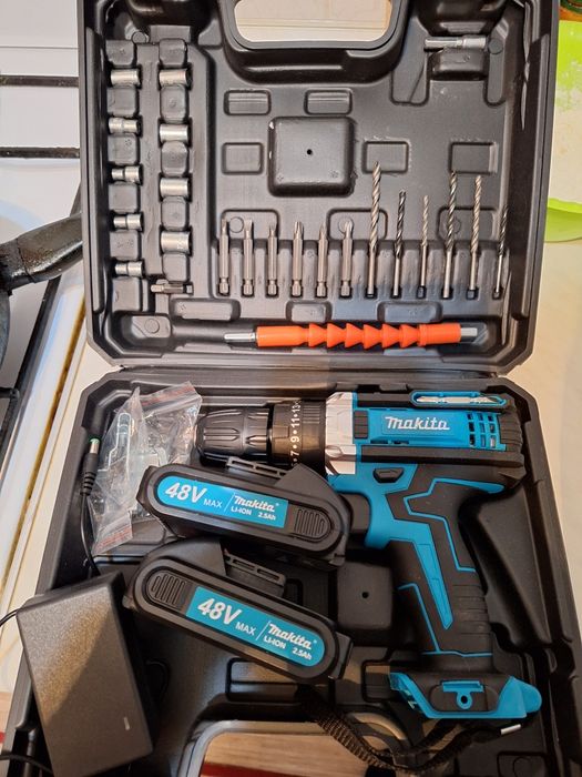 Новый шуруповерт