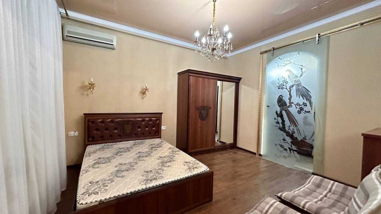 Продается квартира на Тарасе Шевченко с ремонтом и мебелью 3/2/4 70 м²