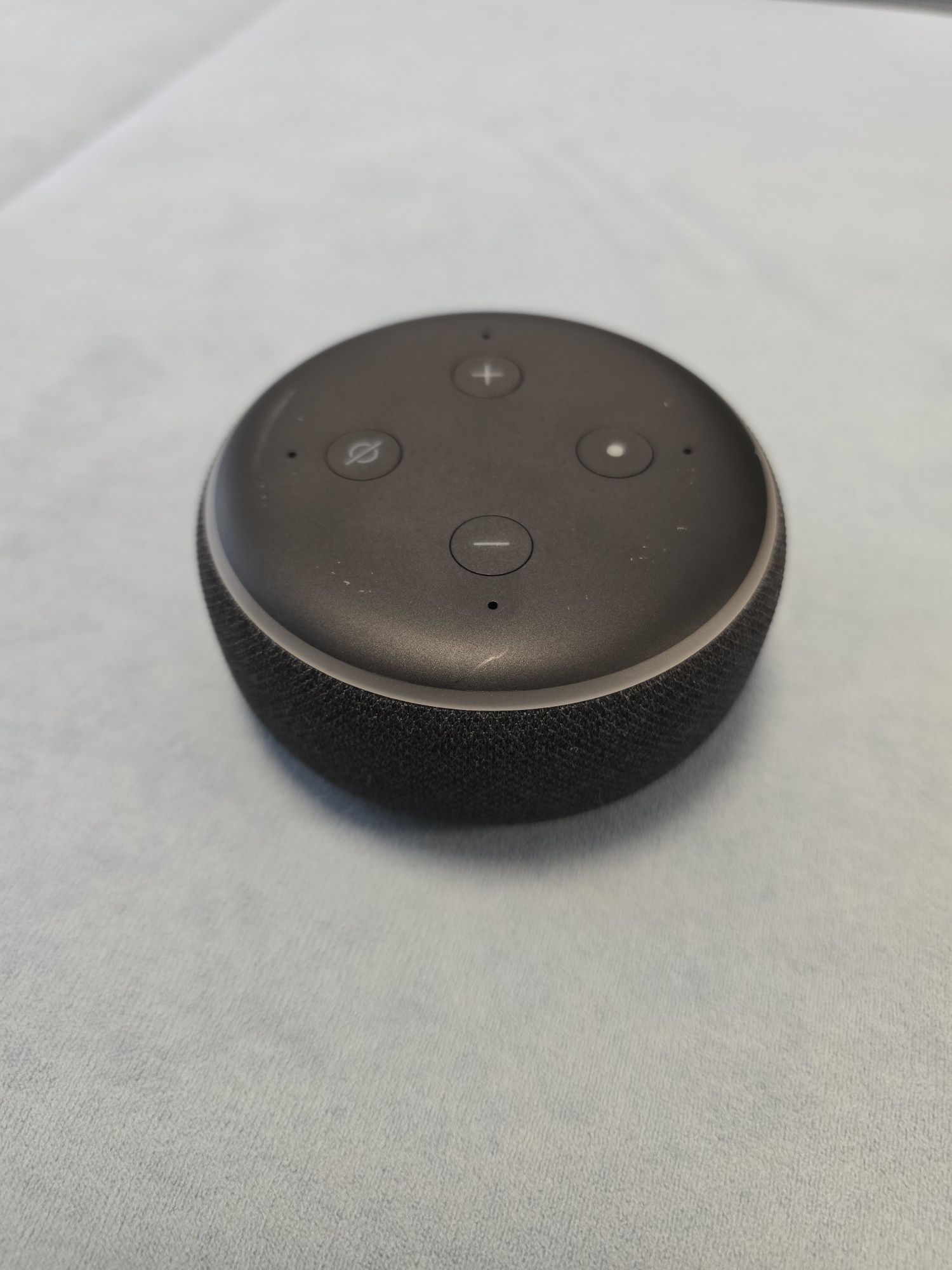 Vând Echo Dot 3rd generation + Carcasă Yoda