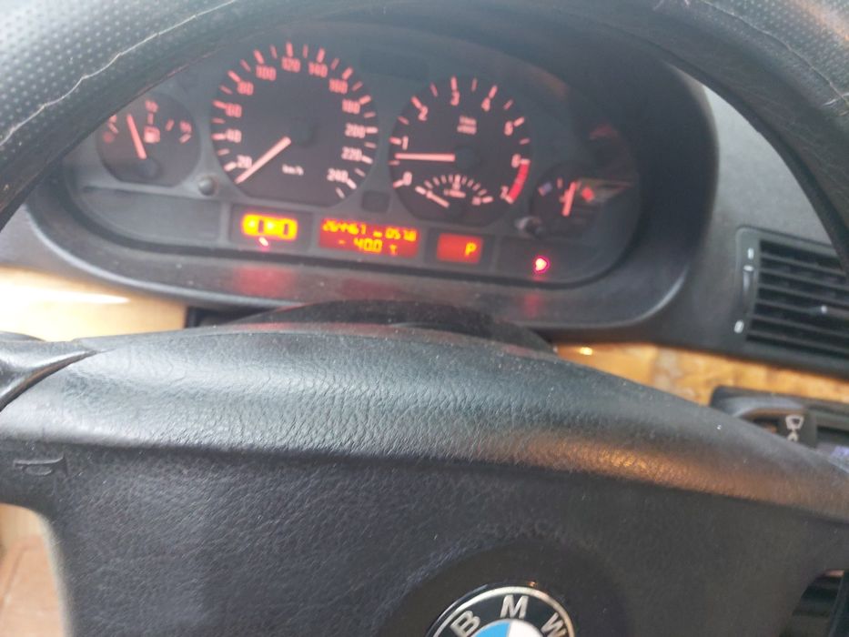 BMW 325 Седан BMW  газ