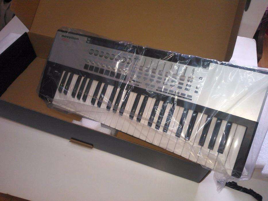 Novation 49SL Mk2 49-Key USB Keyboard IMPECABIL
