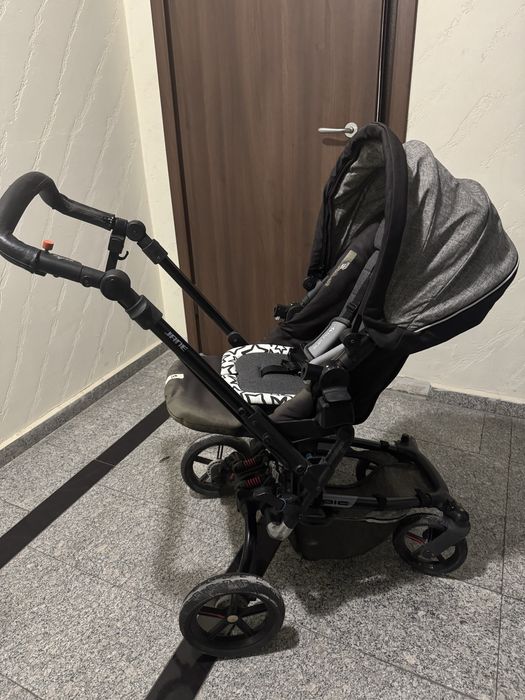 Детска комбинирана количка