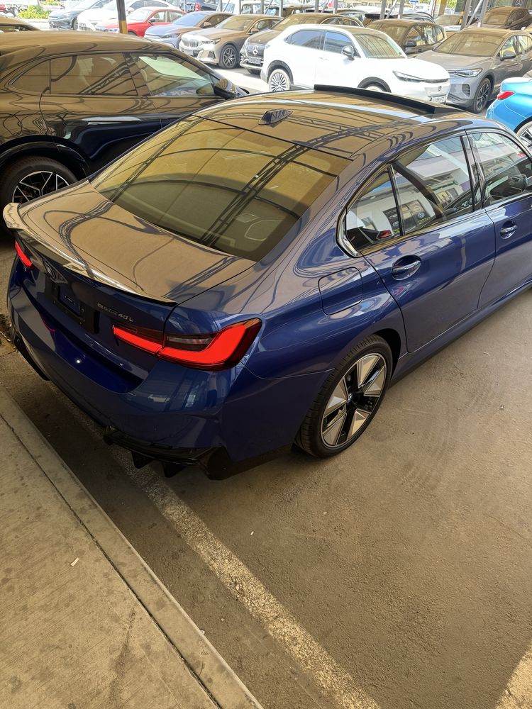Bmw i3 2024 Notariusga Tayyor Mka rang Uzbda 3ta Eng Fuli +6.000$ dop