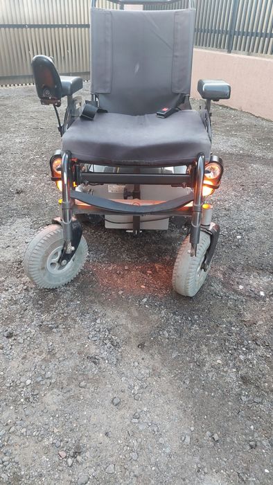 Căruț persoane cu dizabilități