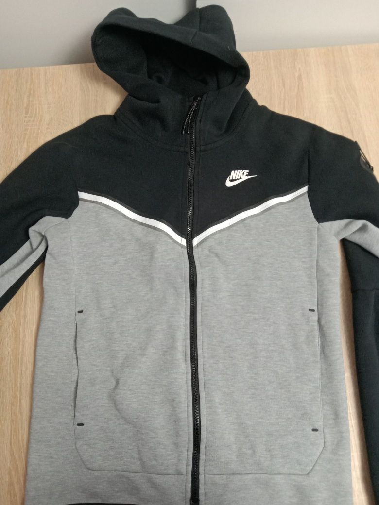 Nike tech fleece