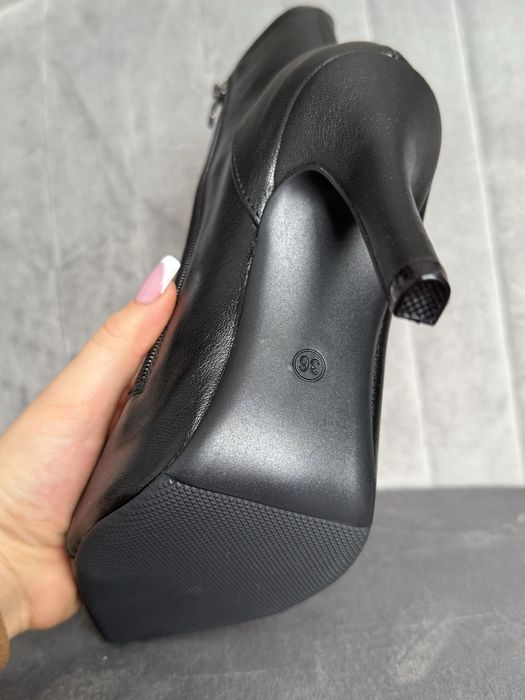 Боти с тънък ток