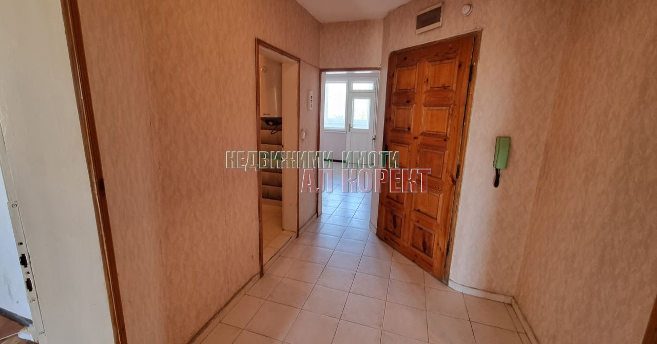 3-стаен тухлен апартамент с гараж , Варна-ХЕИ ,площ 125 кв. м.  цена