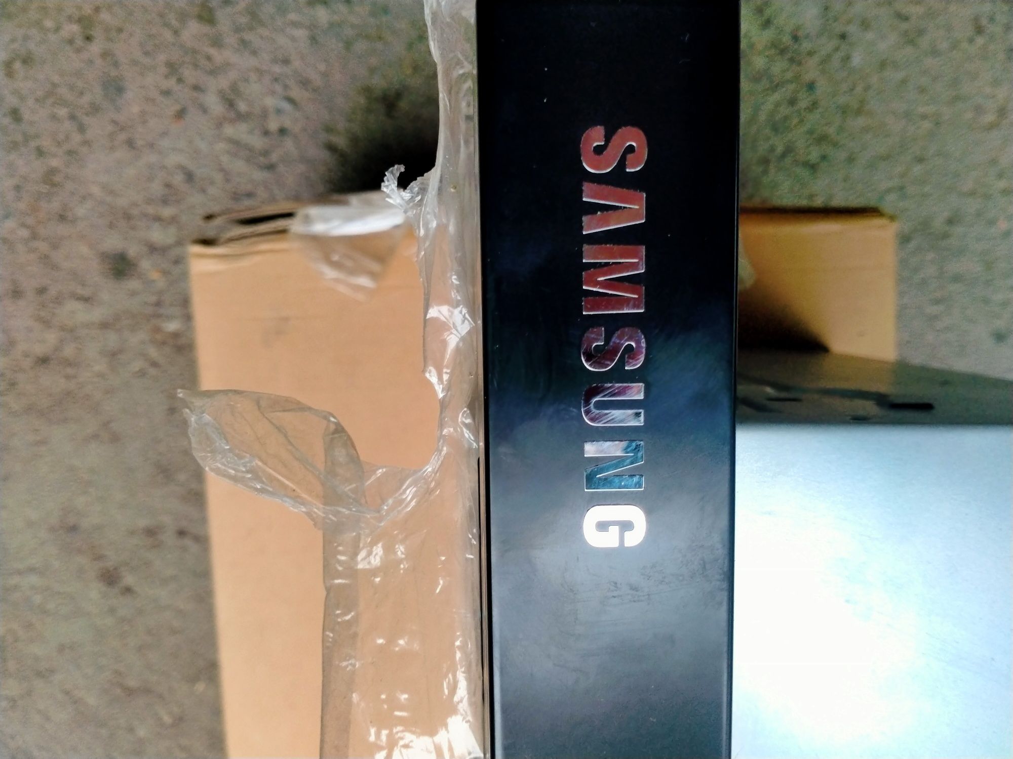Samsung новая с запасными фильтрами