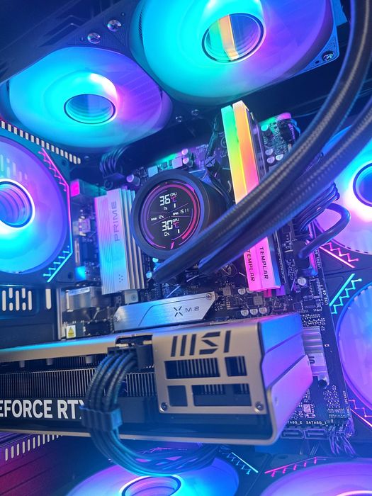 PC Gaming Ryzen 7 7800X3D RTX 5060 Ti 16GB