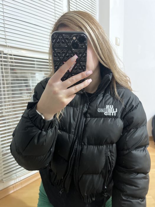 Яке на New Yorker