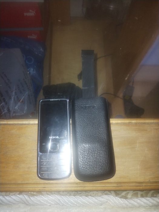 Мобильный телефон 6700