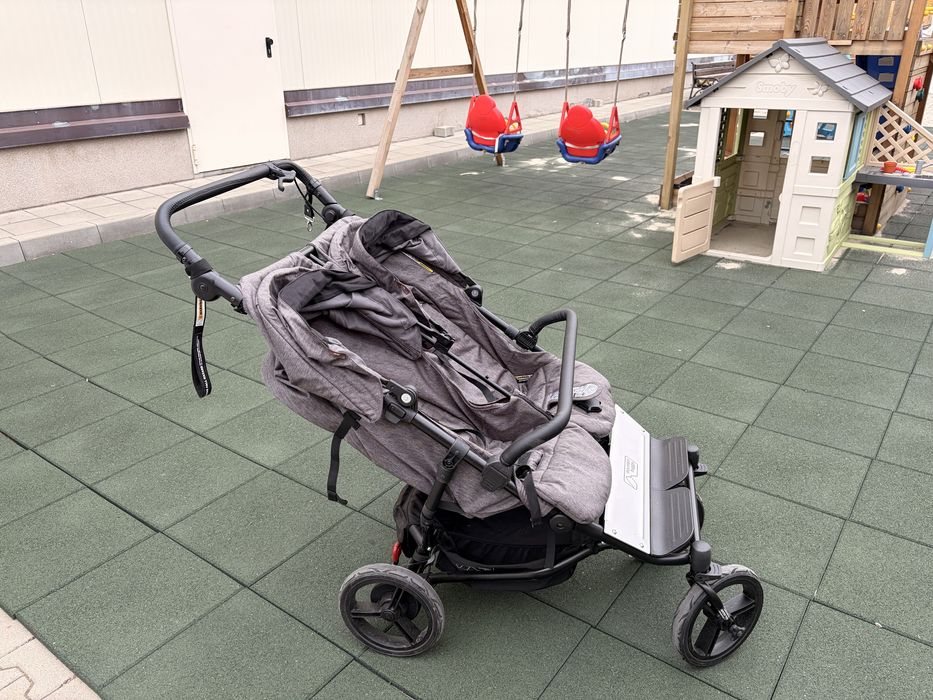 Количка за близнаци mautain buggy