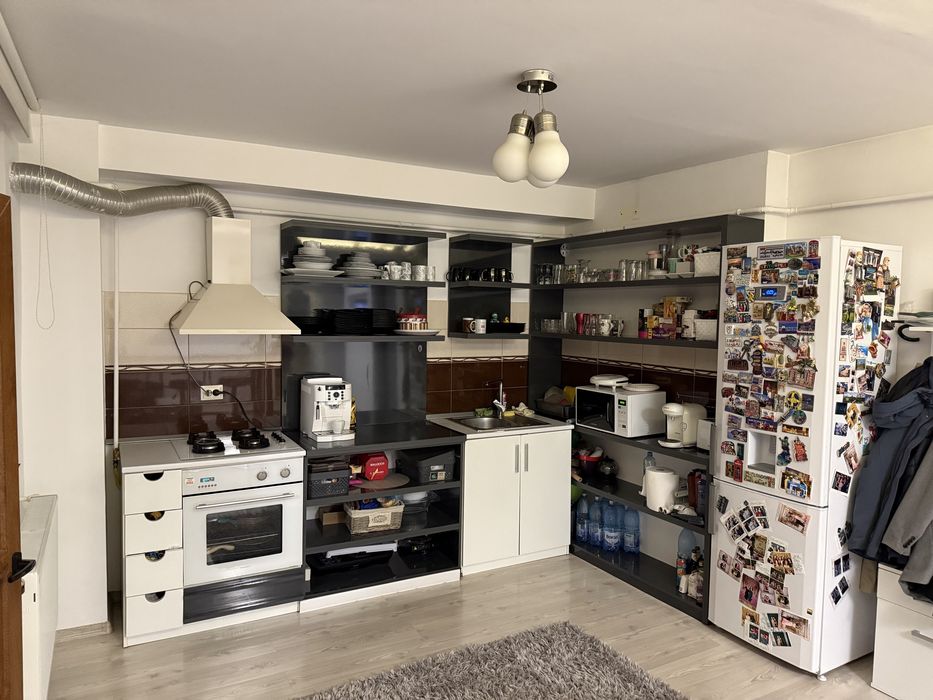 Apartament 2 camere Scoala nr 12 Calea Severinului