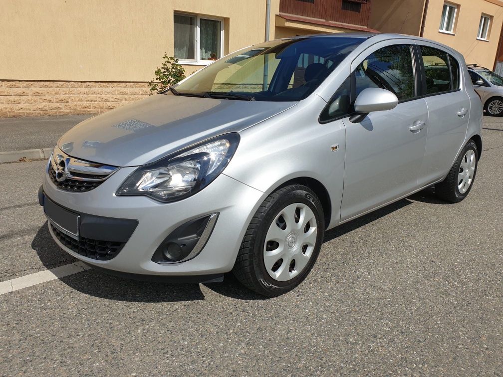 Opel Corsa D 1.2 benzina 2014 euro 5