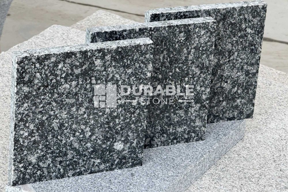 Гранит. брусчатка из гранита, гранит местный