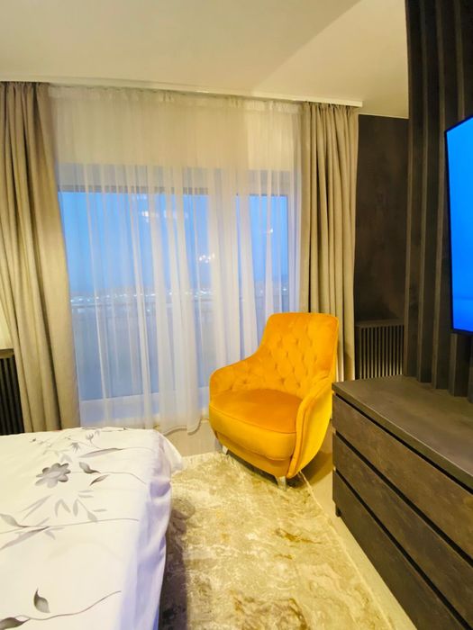 Proprietar, închiriez garsoniera situata langa Starbucks, Coresi.