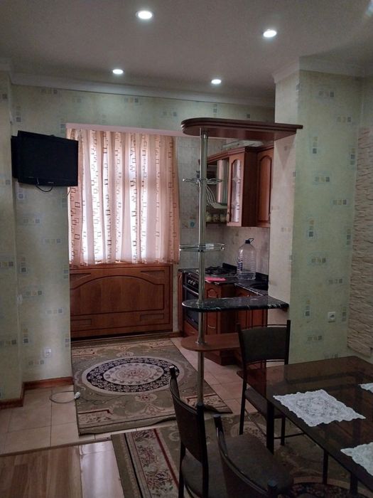 Срочно.  Продается Центр Города Ц 2.  2 х комнатная