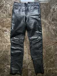 Pantaloni moto piele