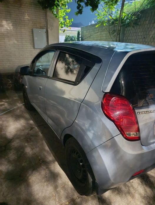 Spark arenda sotiladi