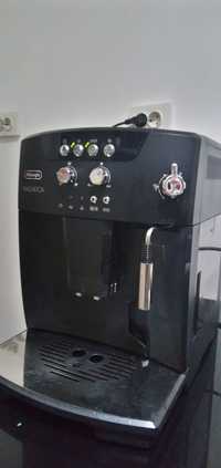 Aparat cafea DeLonghi Magnifica, espressor DeLonghi ( Jura, Saeco)