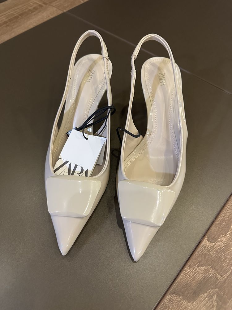 Дамски обувки  ZARA