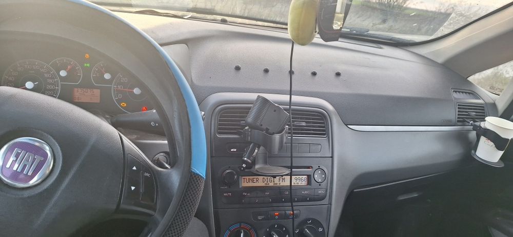 Mașina fiat grande punto 1.3 multijet