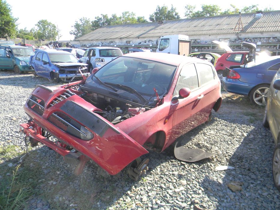 Dezmembrari  Alfa Romeo 147 (937)  2000  > 2010 1.6 16V T.SPARK (937A