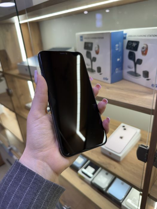 iphone 11 pro max , 256 gb