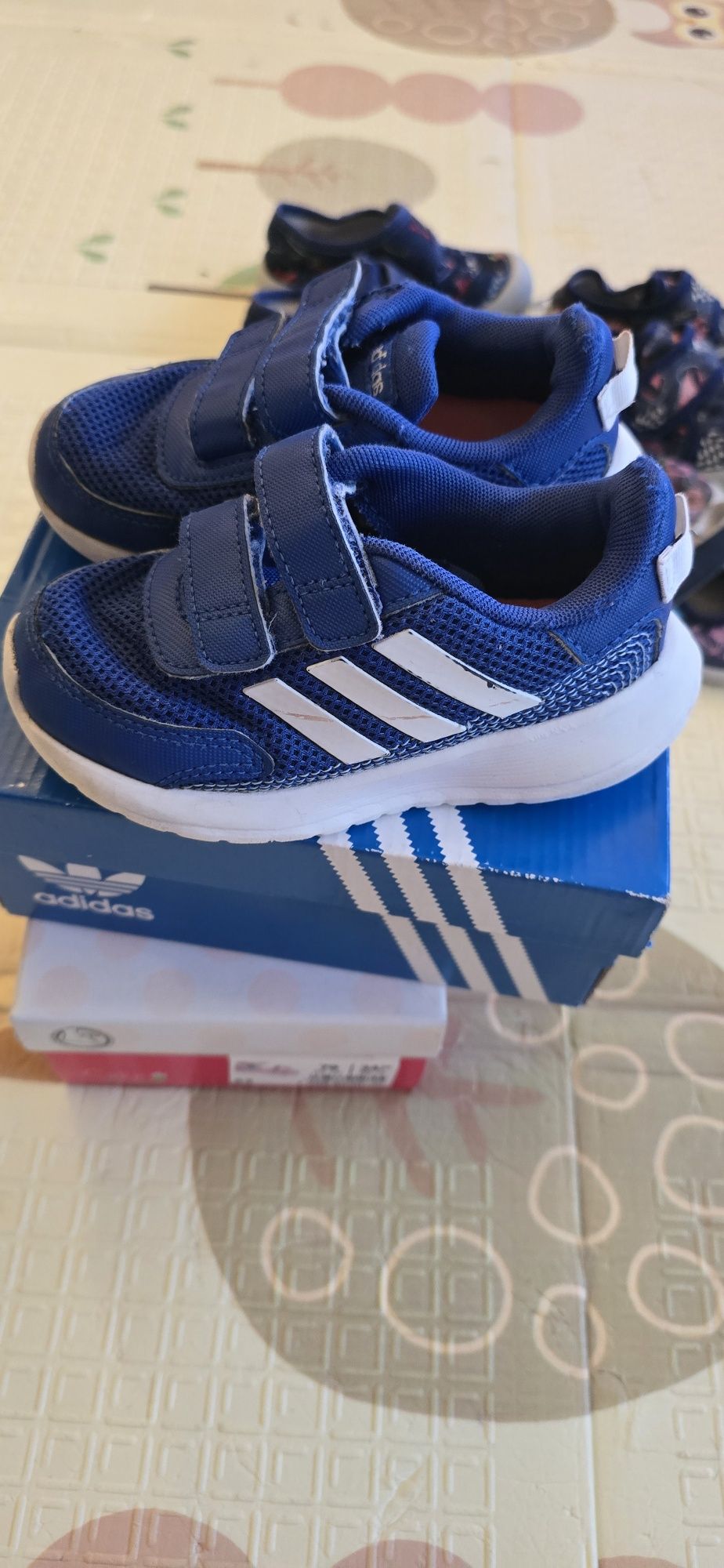 Маратонки Adidas