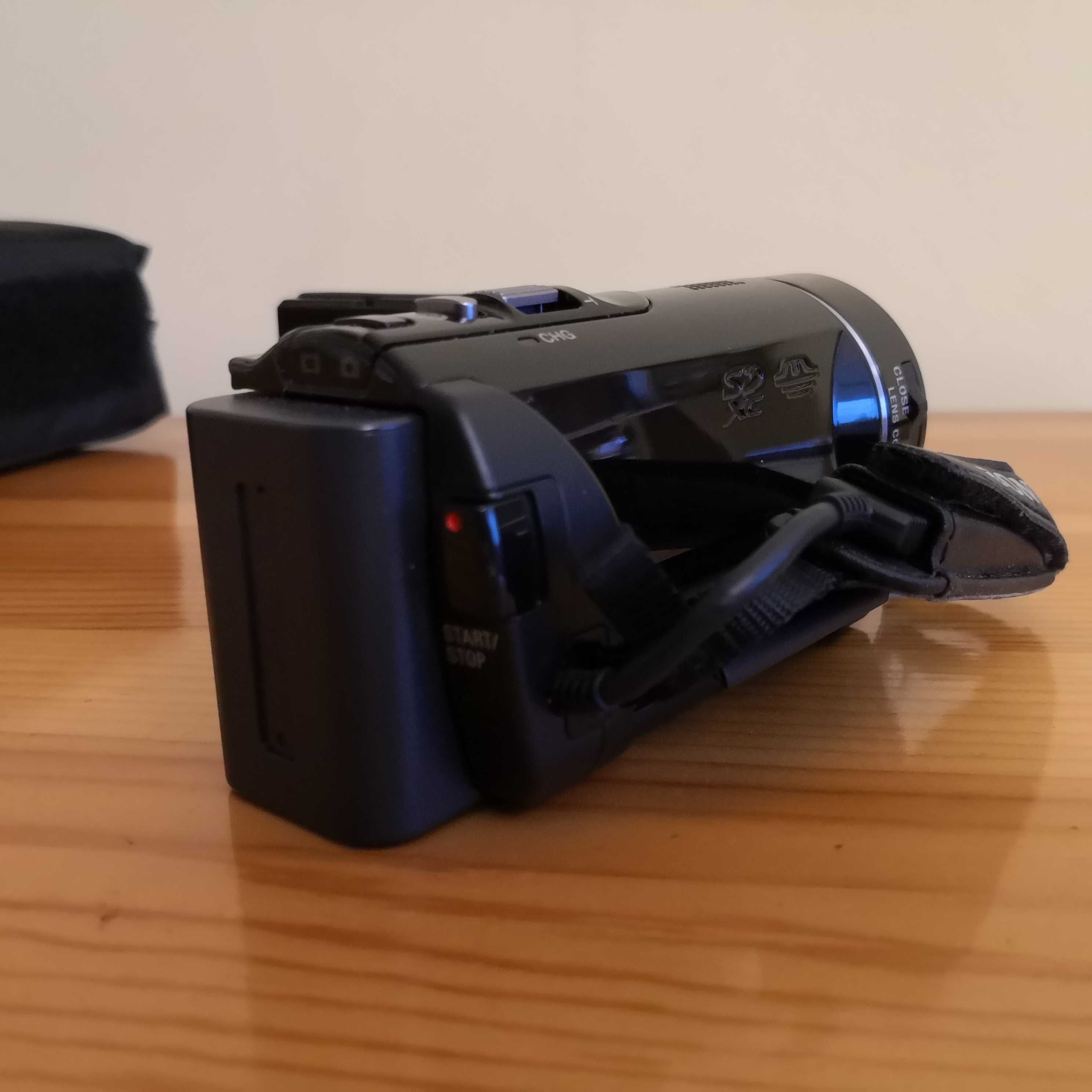 Камера Sony HDR-PJ200E