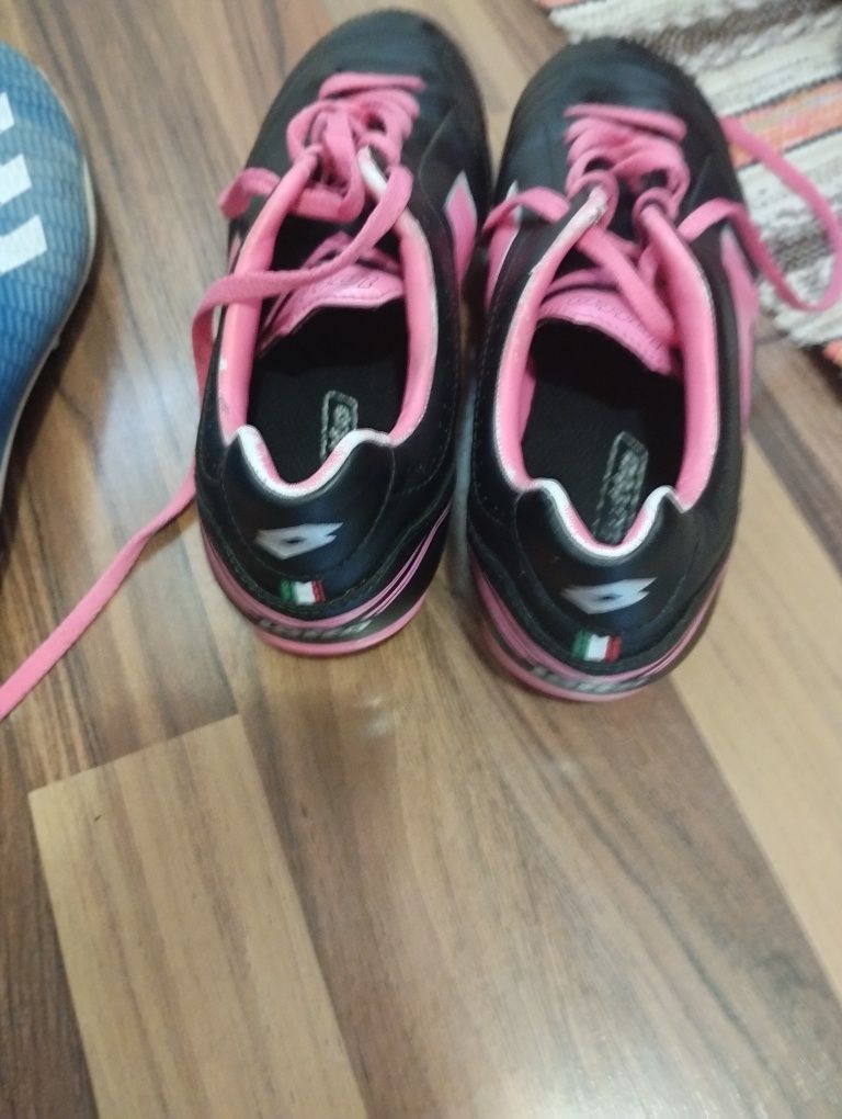 Футболни обувки Adidas,Nike, Lotto и Diadora