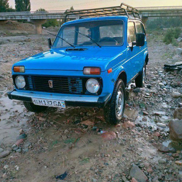 Niva 1990 yil $3.500