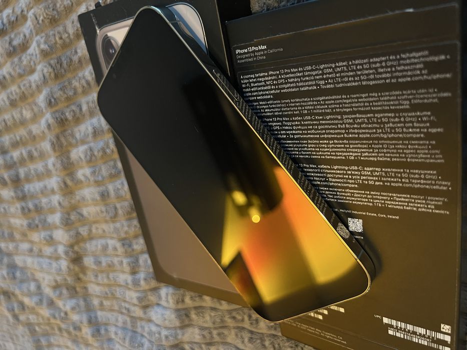 Iphone 13 pro max Gold 256 gb като нов