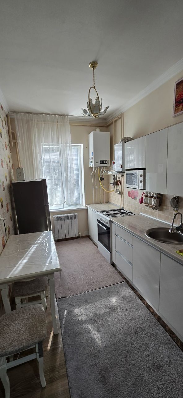 Продаётся 3 комнатная квартира