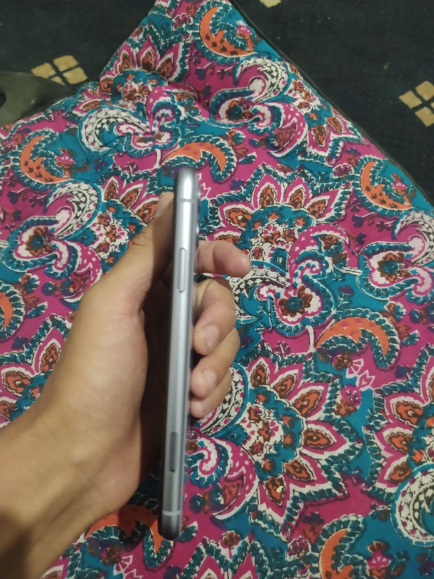 Iphone 11 64GB kar doʻk. Bor.abmen iphonelarga kelishamiz