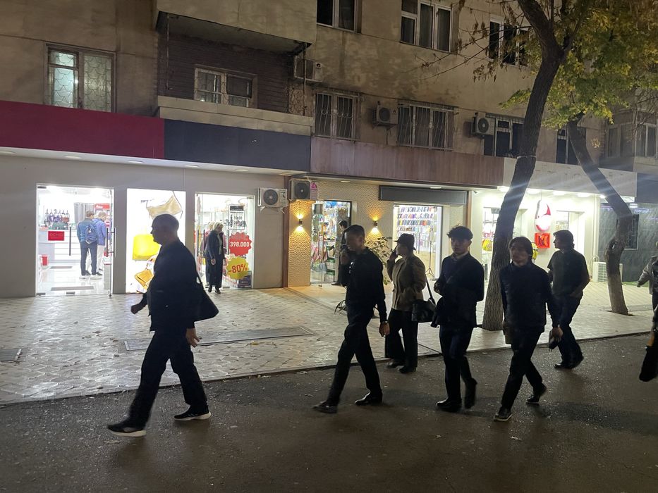 Метро МАКСИМА ГОРЬКОГО (собственник)!