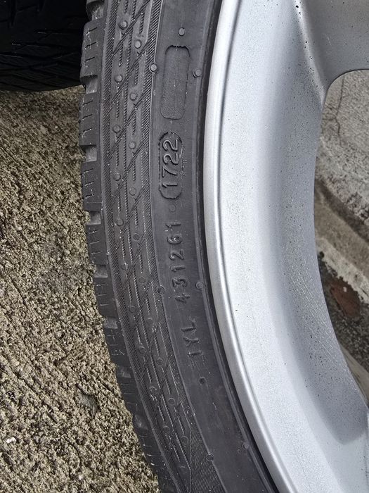 255 35 19 Nokian зимни dot22 7mm с джанти 19" 5х112 66.6 8j et30