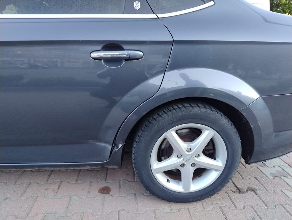 Ford Mondeo Mk4 Ghia2.0 TDCi 140 CP - Trapă - 2007