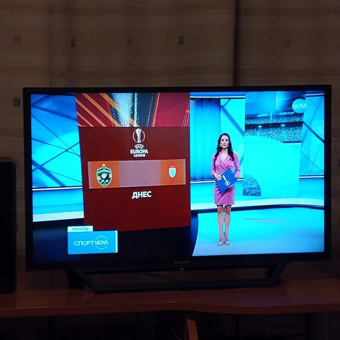 Телевизор Сони 32".